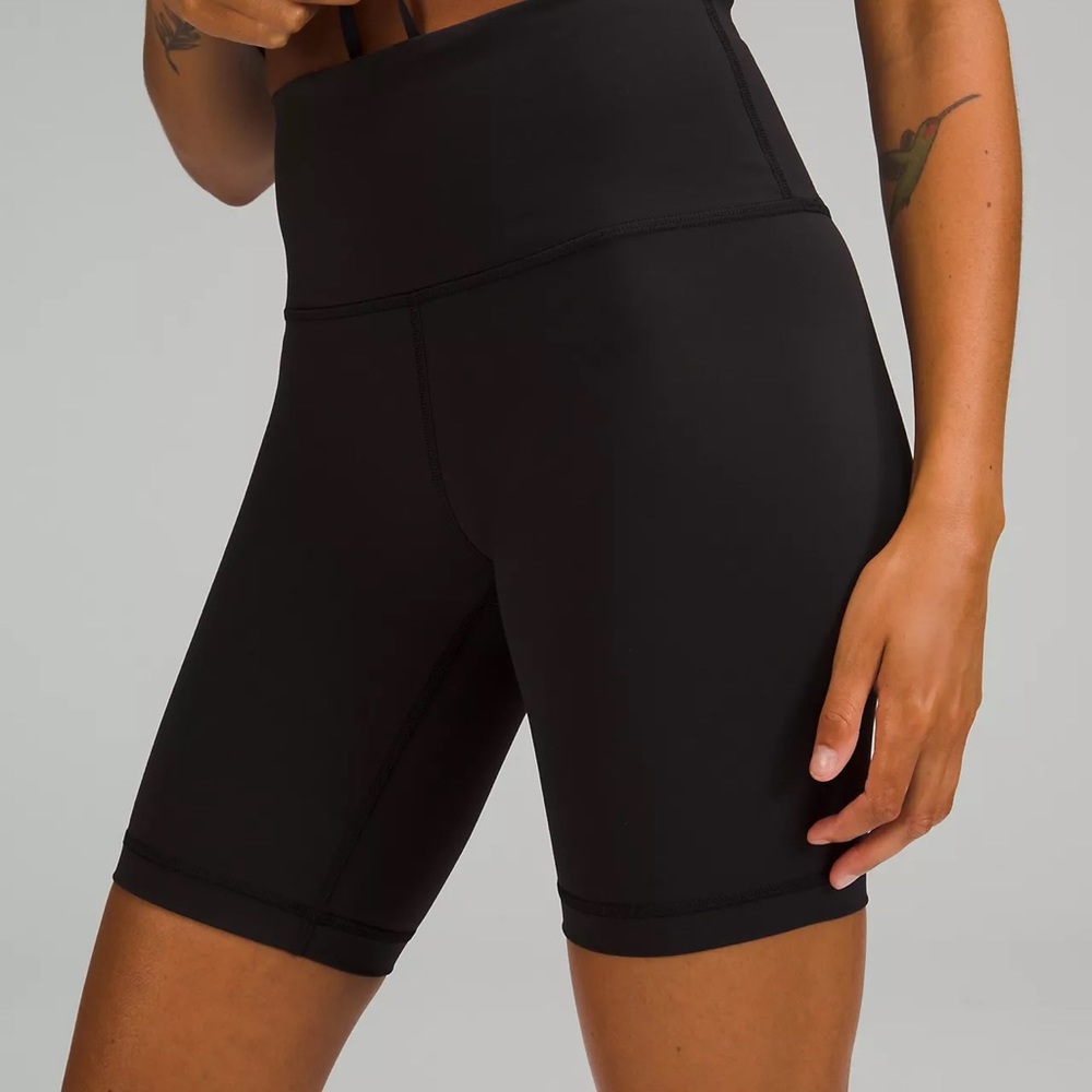 Lululemon Wunder Train High-Rise Short 8", Black, Size 10